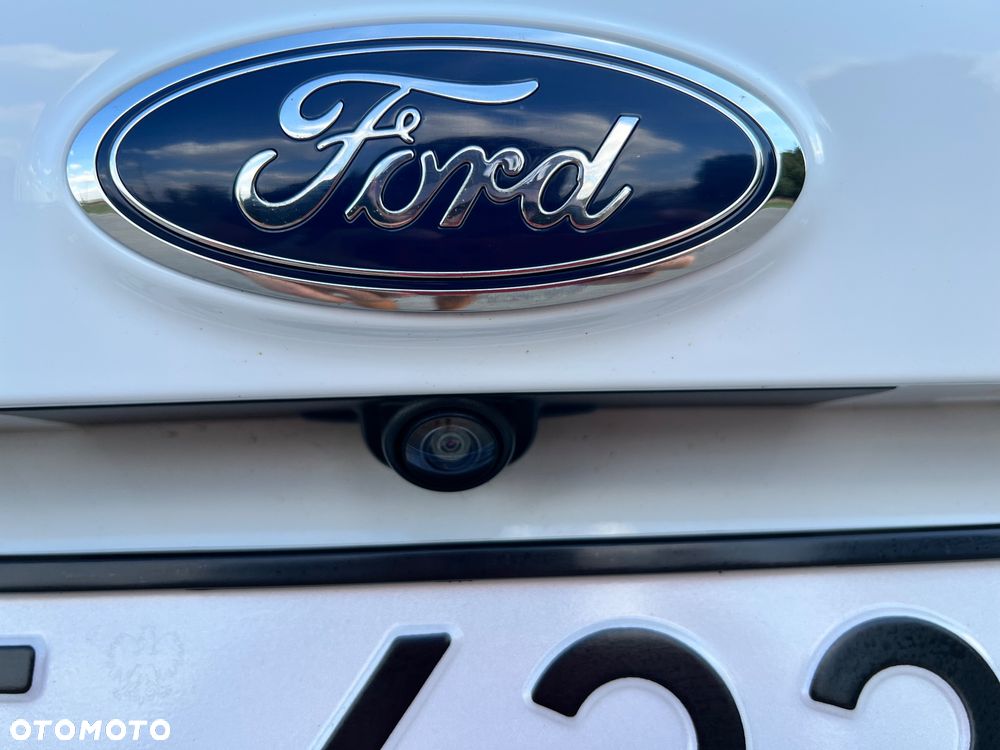 Ford Kuga 2.0 TDCi 2x4 ST-Line - 7