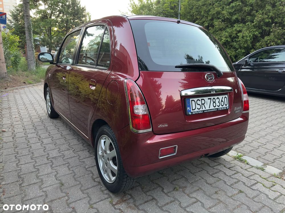 Daihatsu Trevis 1.0 - 4