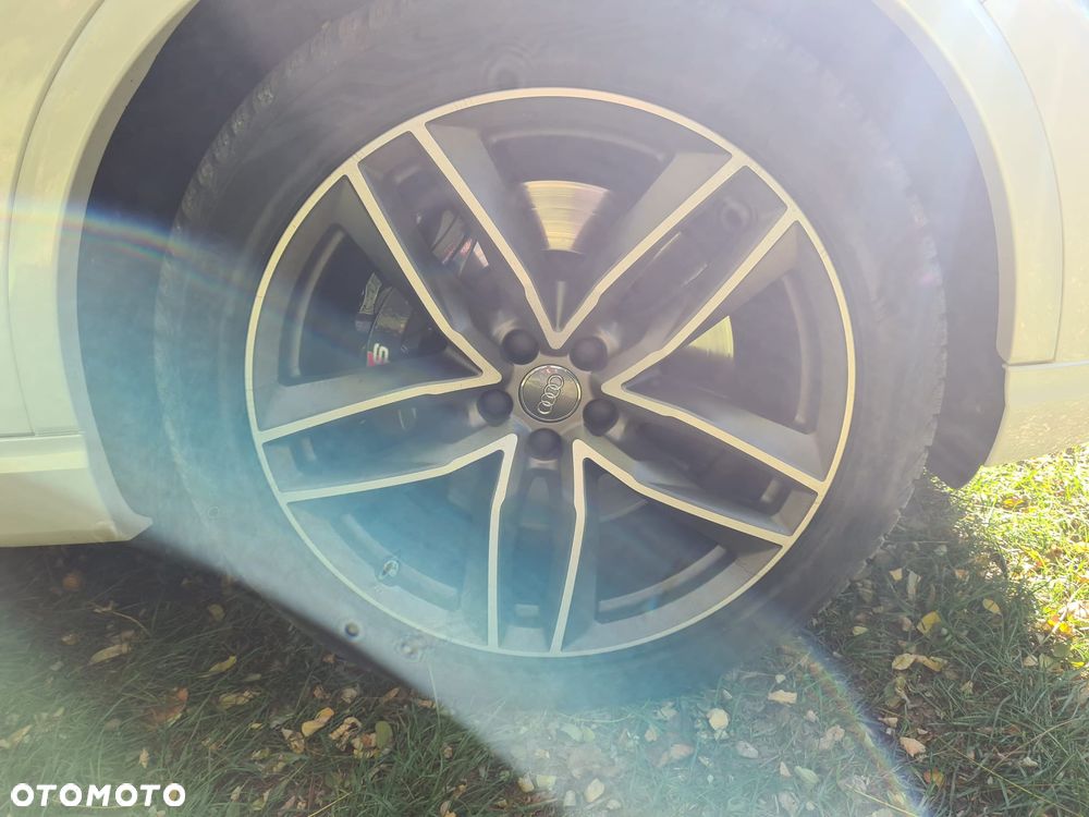 Audi SQ7 - 19