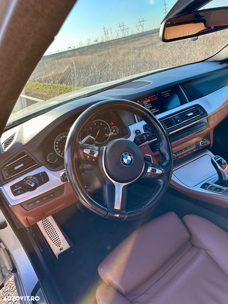 BMW Seria 5 530d Touring Sport-Aut. - 11