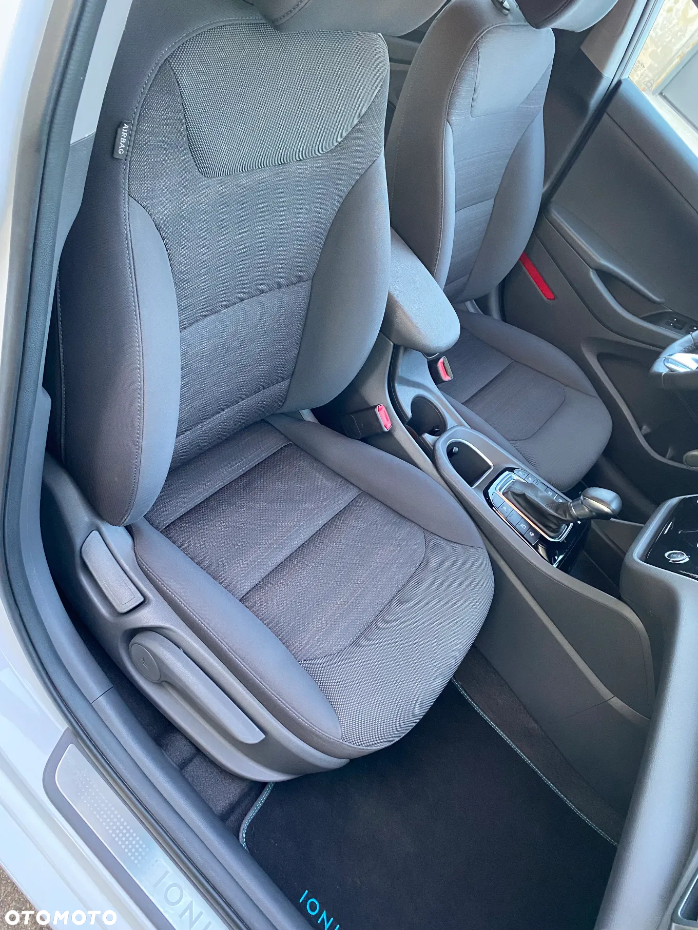 Hyundai IONIQ Hybrid 1.6 GDI - 10