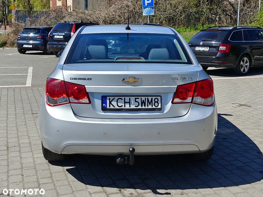 Chevrolet Cruze 2.0 LT - 12