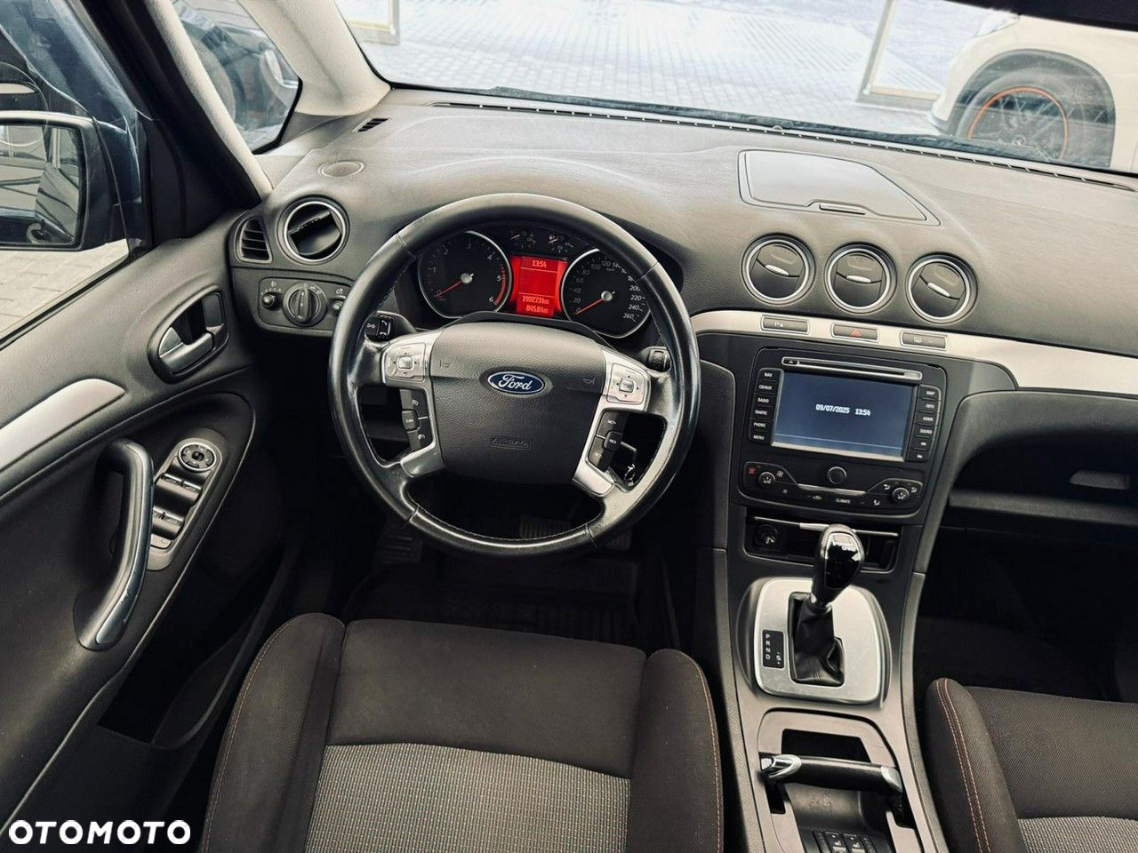 Ford S-Max - 30