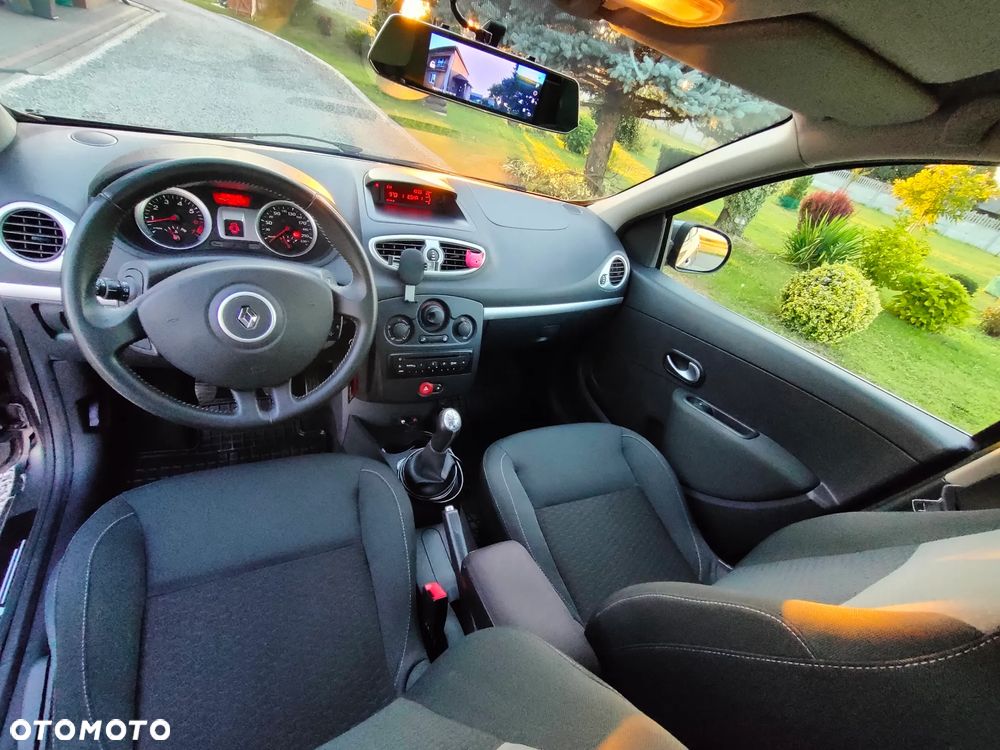 Renault Clio 1.2 TCE Alize - 10