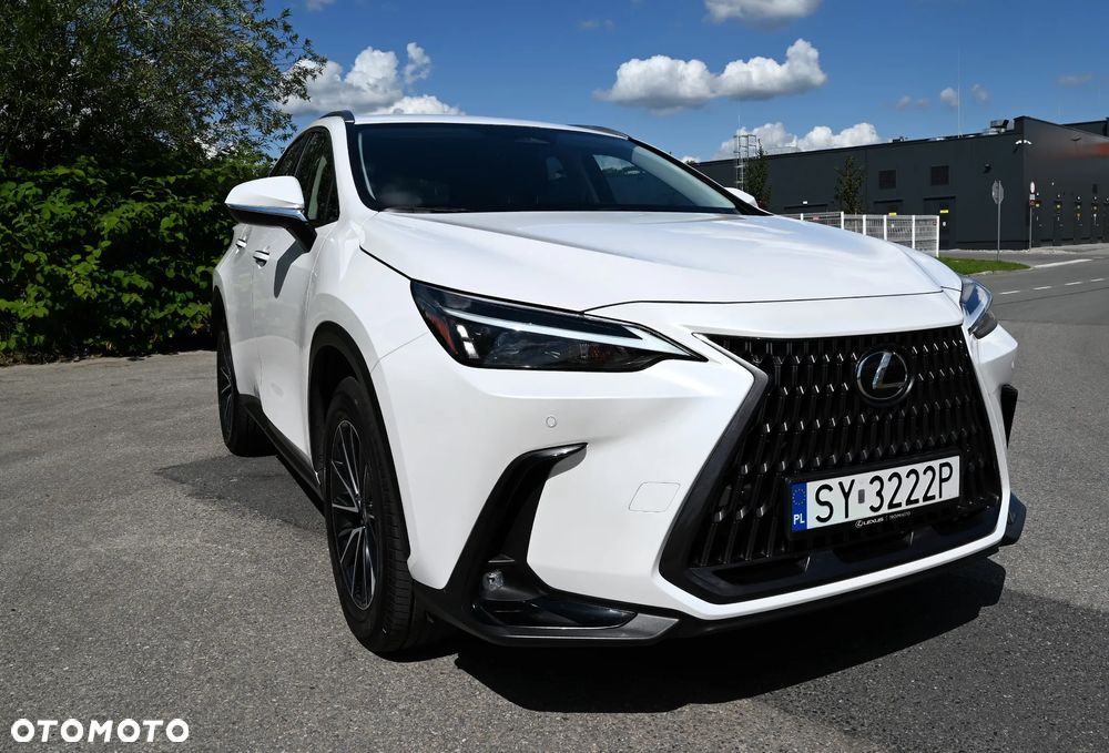 Lexus NX - 9