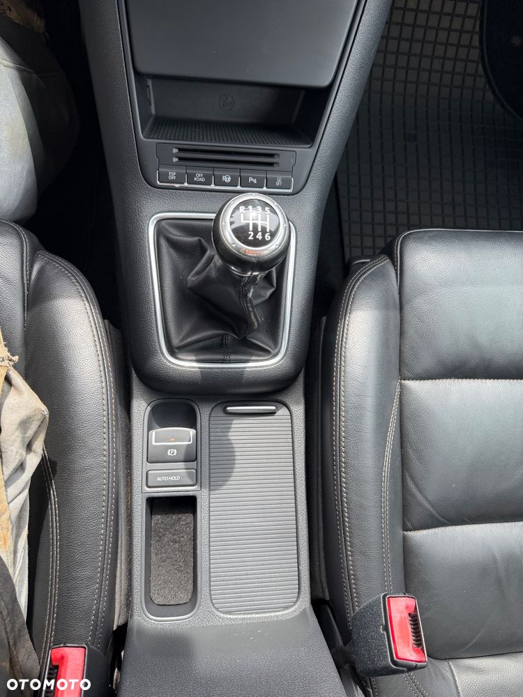 Volkswagen Tiguan 1.4 TSI Sport&Style - 34