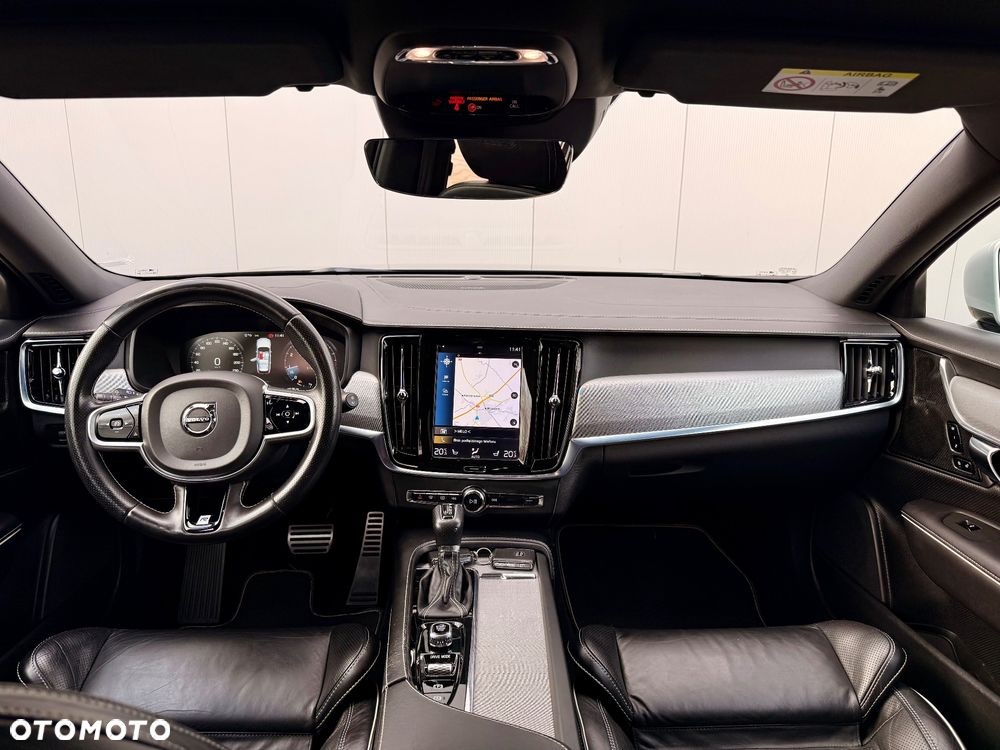 Volvo V90 T4 R-Design - 29