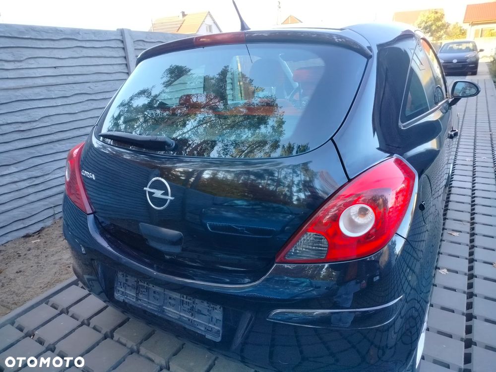 Opel Corsa - 10