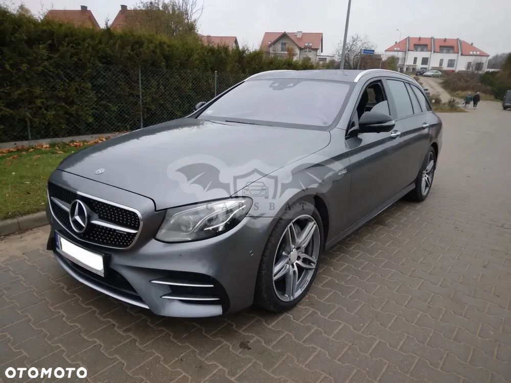 Mercedes-Benz Klasa E - 27