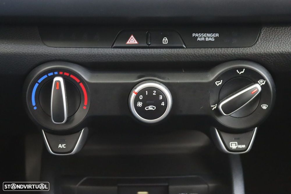 Kia Rio 1.2 CVVT Dynamic - 30