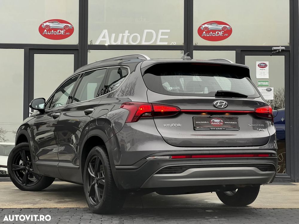 Hyundai Santa Fe - 3