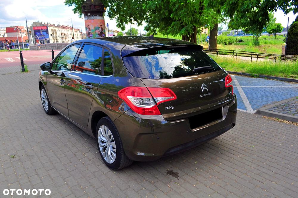 Citroën C4 VTi 120 Attraction - 3