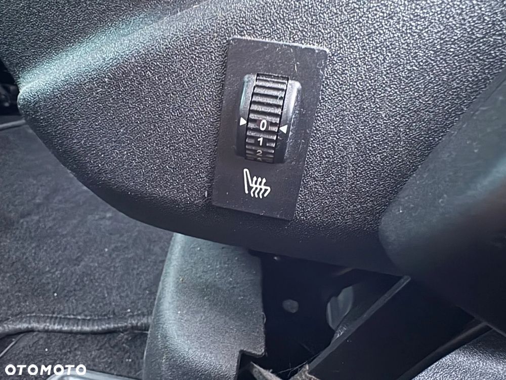 Citroën C4 Picasso 1.6 e-HDi FAP EGS6 Black Top - 11