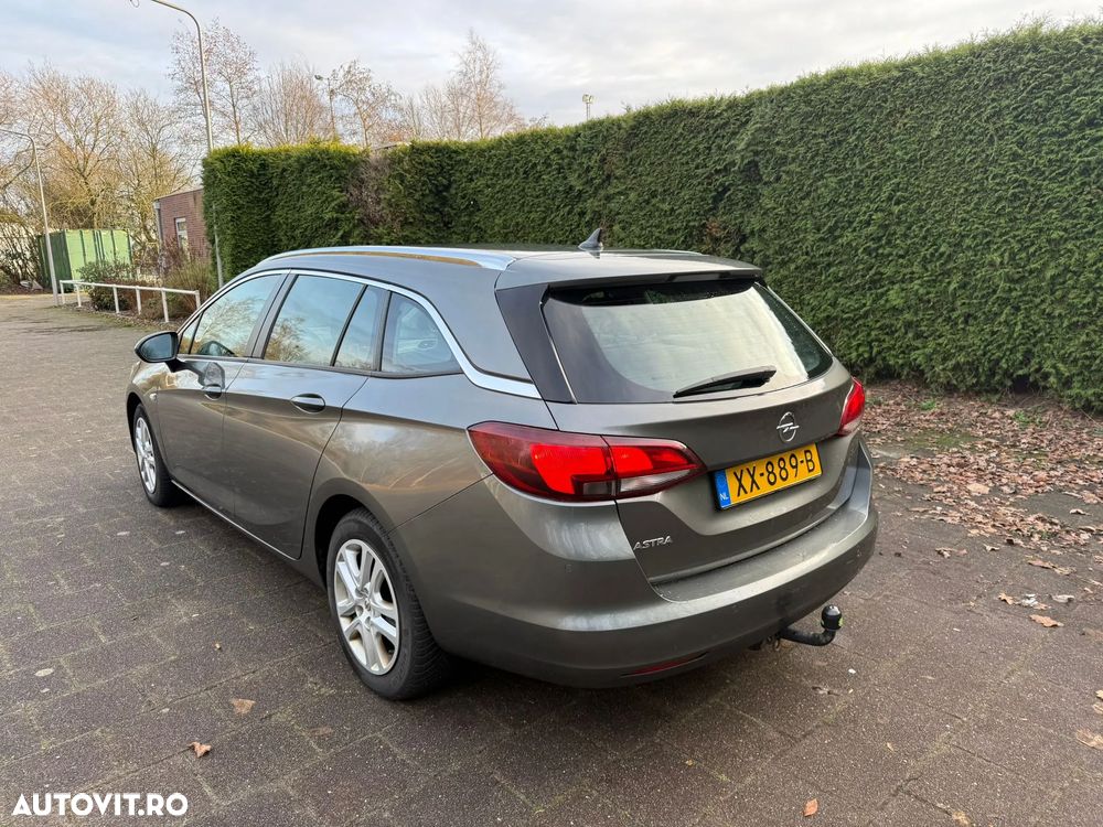 Opel Astra 1.6 CDTI ECOTEC ECOFlex Start/Stop Enjoy - 4