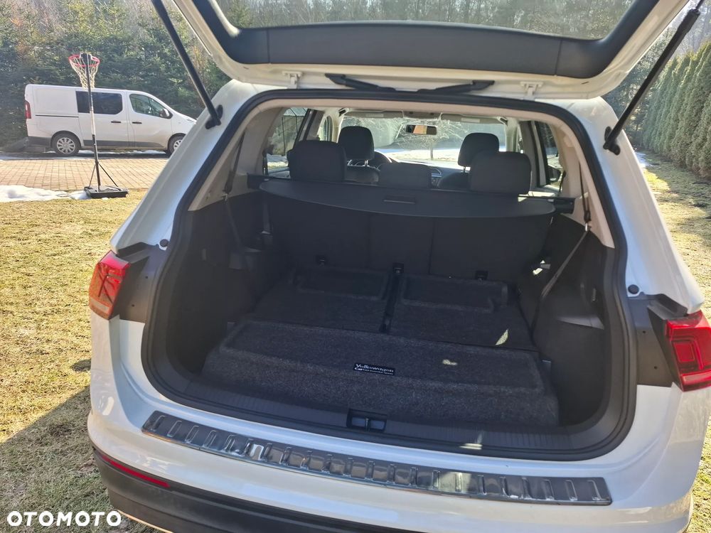 Volkswagen Tiguan - 10
