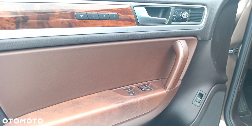 Volkswagen Touareg 3.0 V6 TDI BMT X-Edition - 38