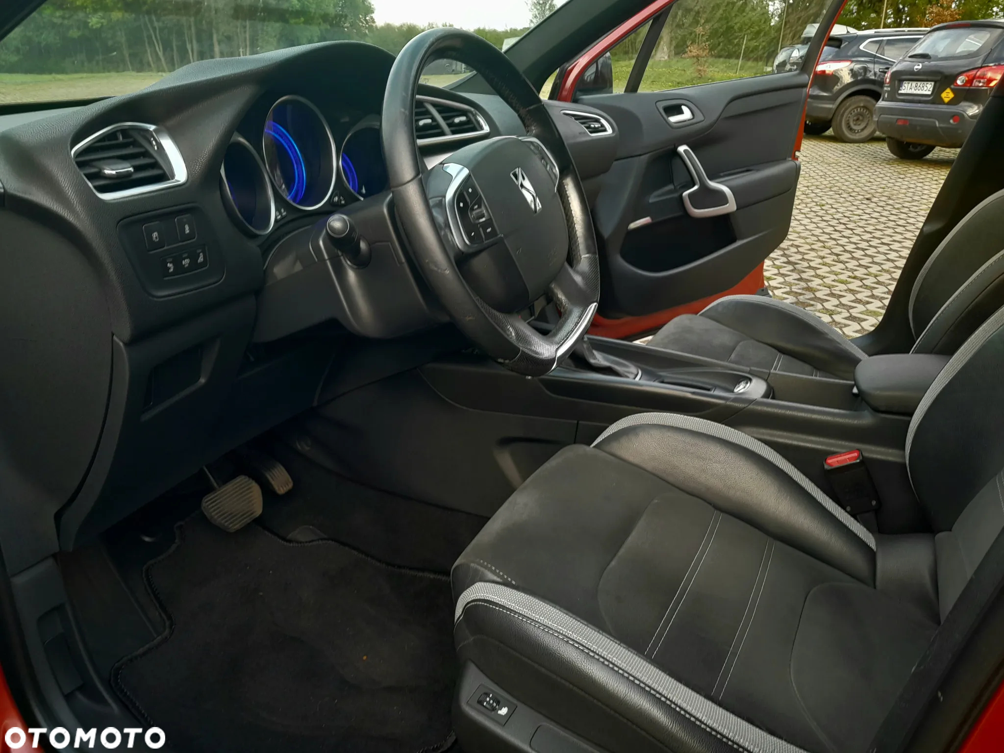 Citroën DS4 1.6 e-HDi SoChic MCP - 11