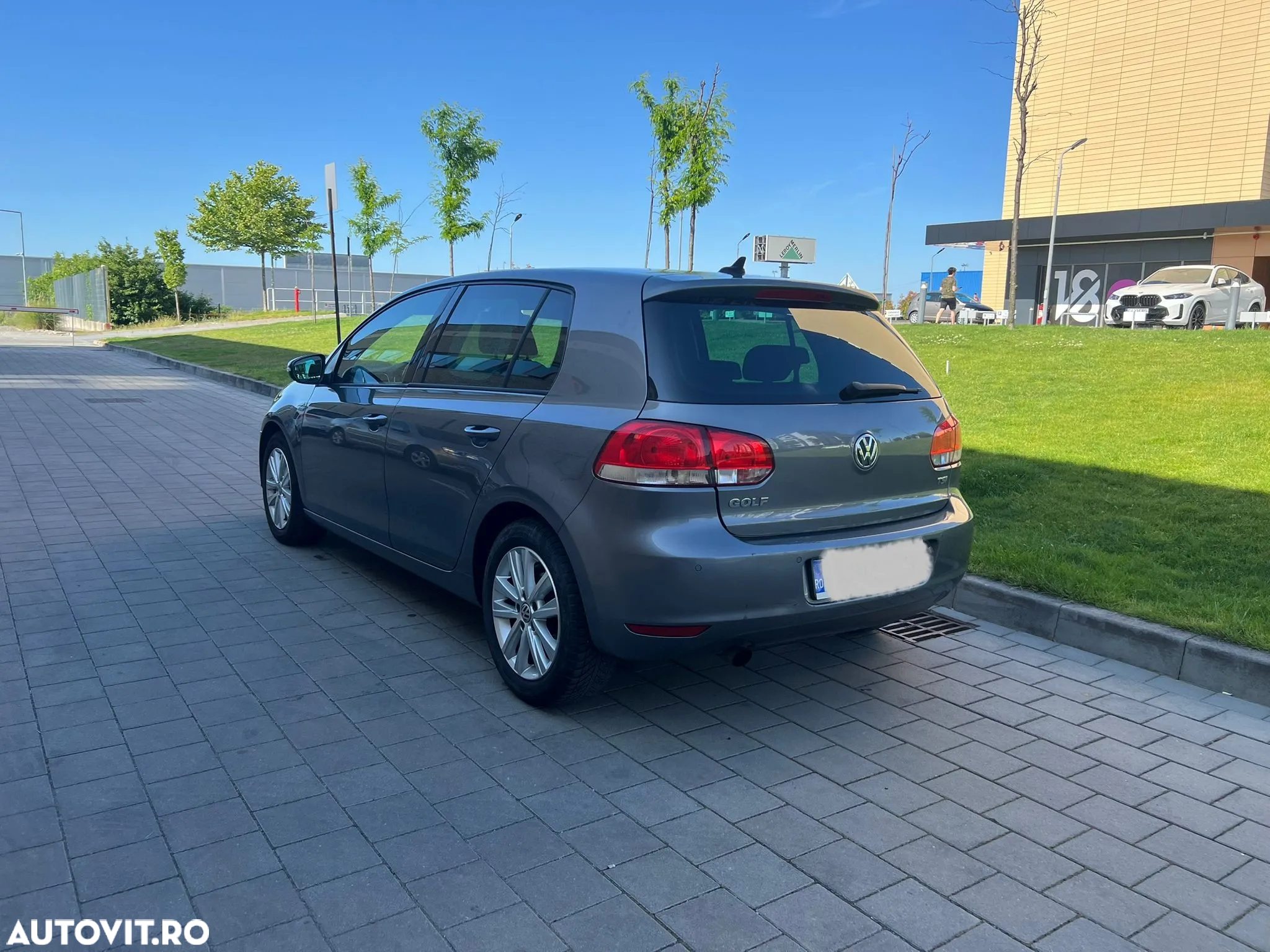 Volkswagen Golf 1.2 TSI DSG Comfortline - 2