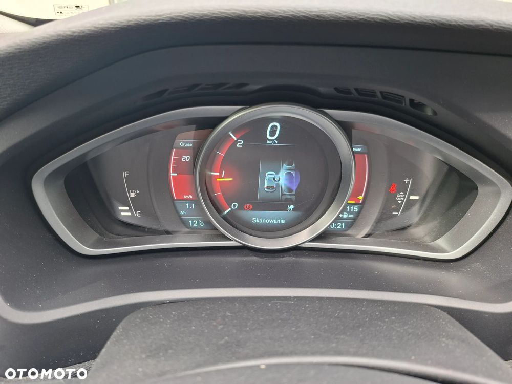 Volvo V40 D2 R-Design Summum - 20