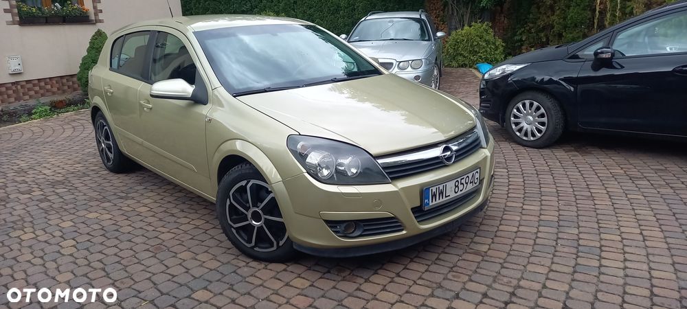 Opel Astra 1.6 Enjoy - 1