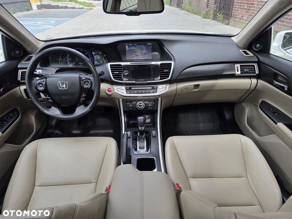 Honda Accord - 17