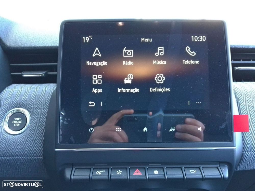 Renault Clio 1.0 TCe Techno - 21