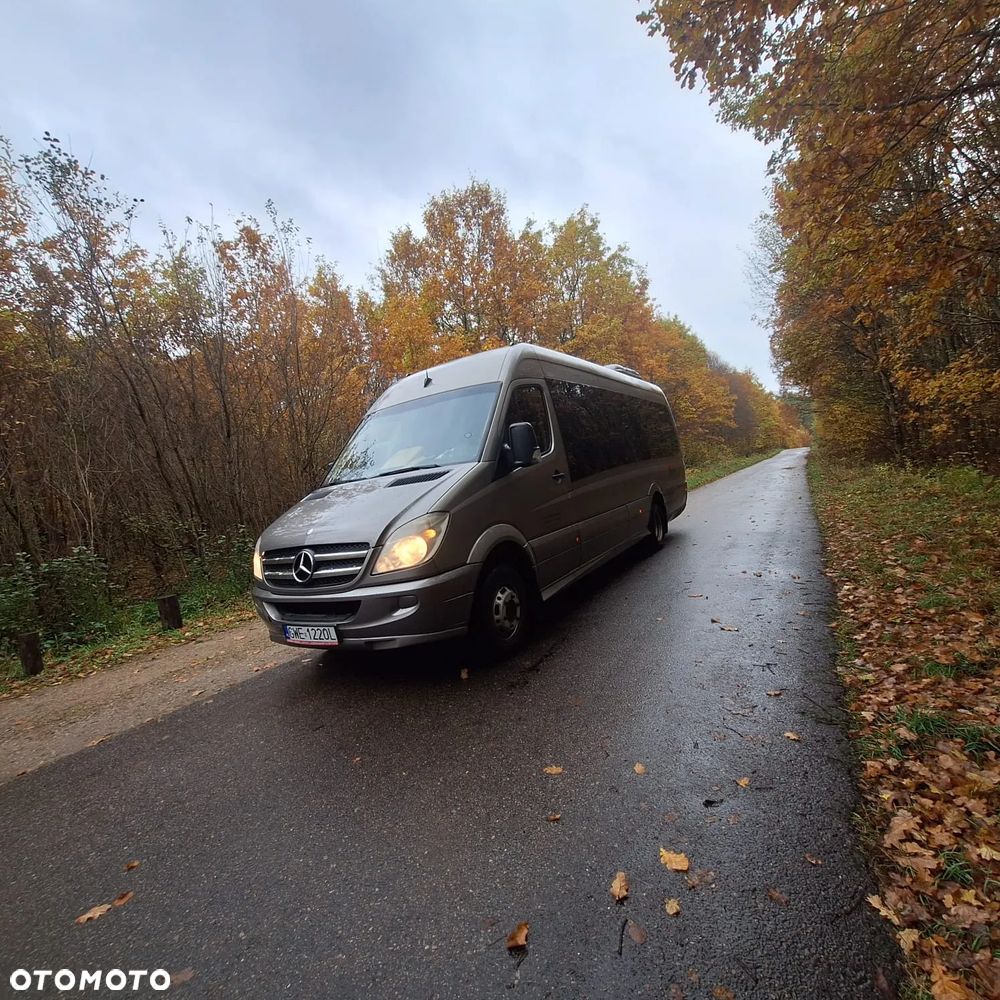 Mercedes-Benz Sprinter - 5
