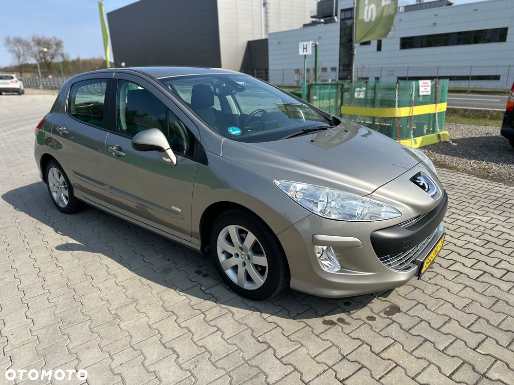 Peugeot 308 120 VTi Millesim 200 - 34