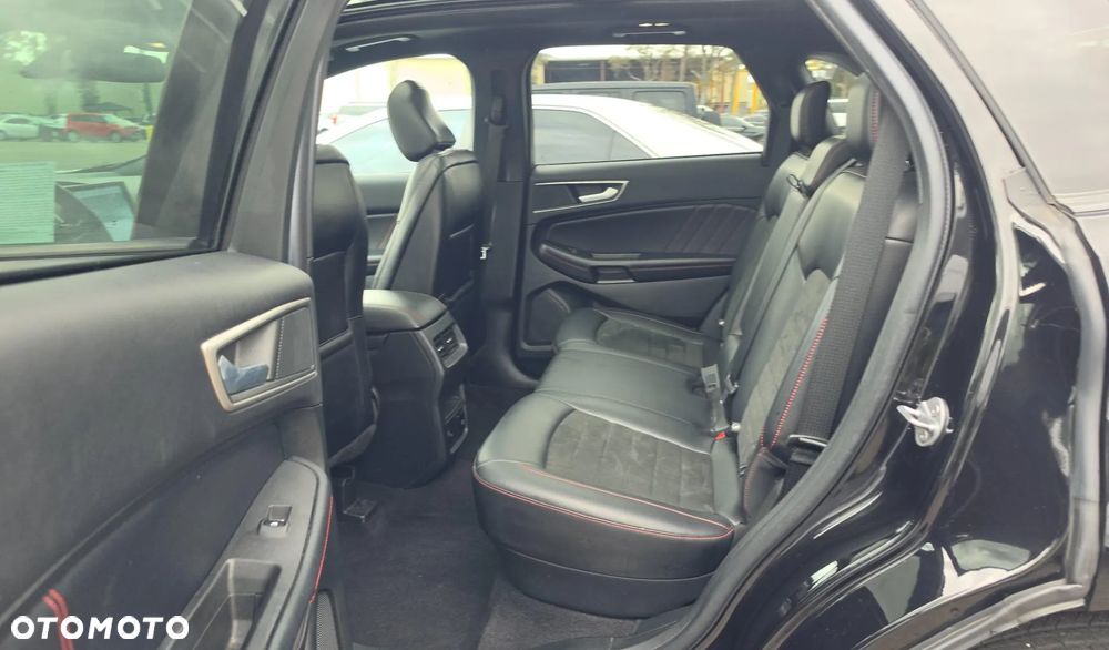 Ford Edge - 13