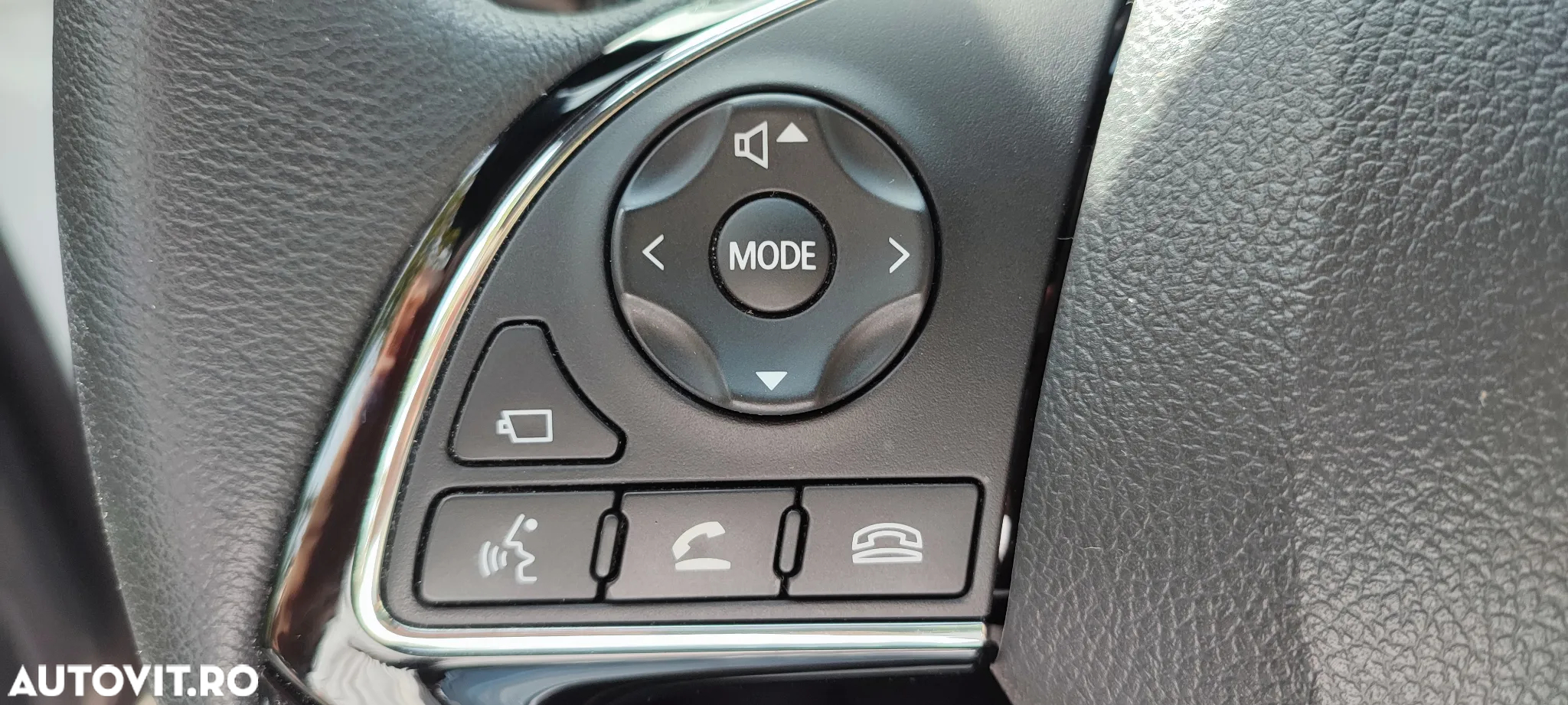 Mitsubishi Eclipse-Cross - 15