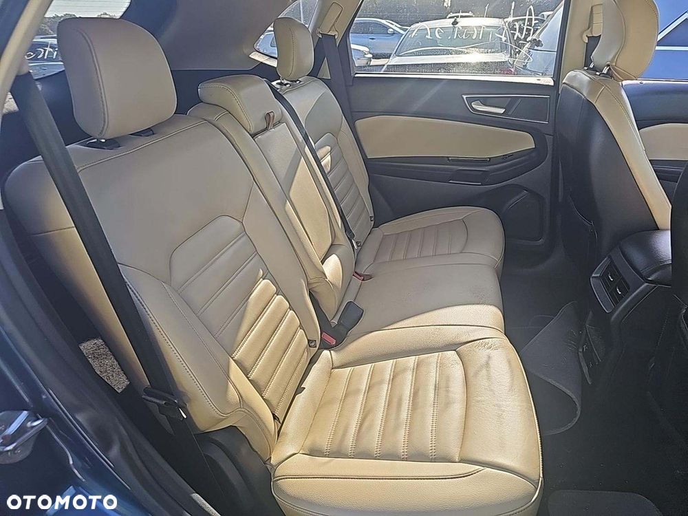 Ford Edge - 9