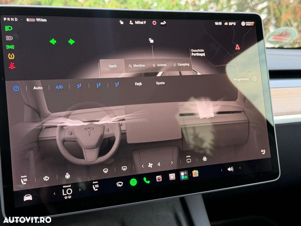 Tesla Model Y Long Range Dual Motor AWD - 8