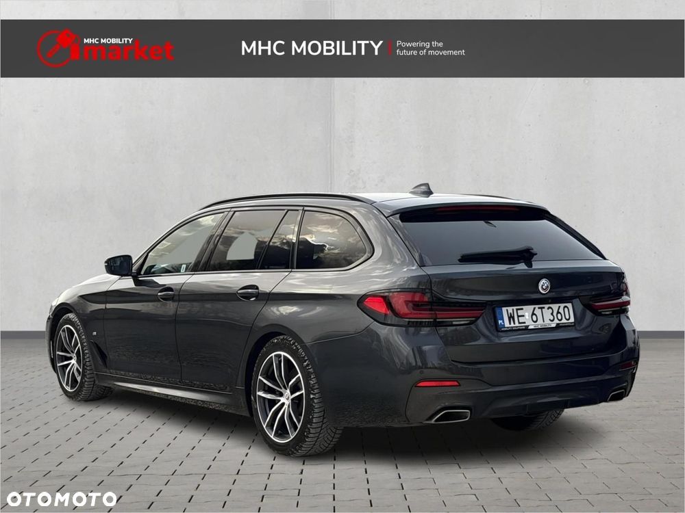BMW Seria 5 520d xDrive mHEV M Sport sport - 3