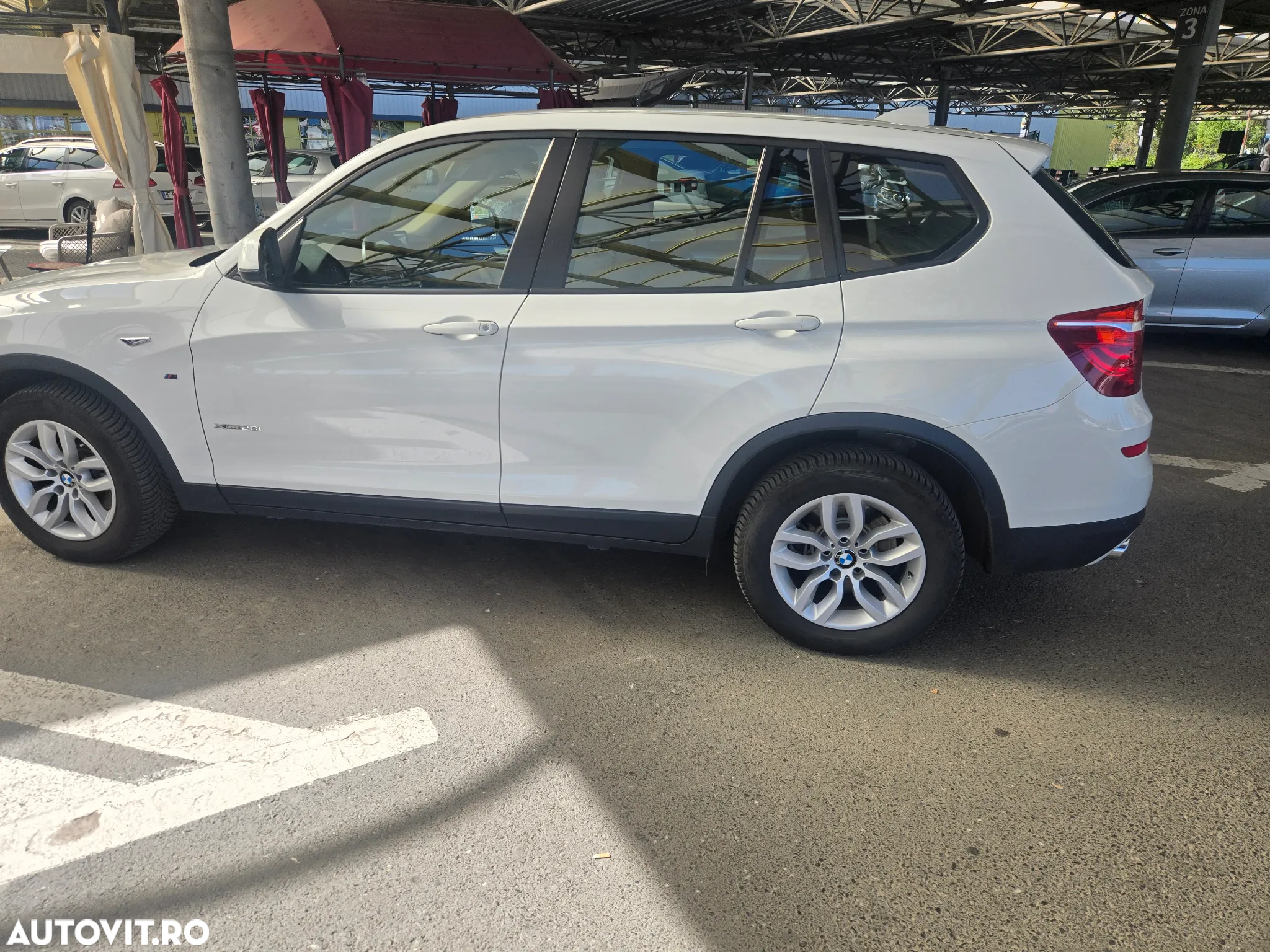 BMW X3 xDrive28i - 2