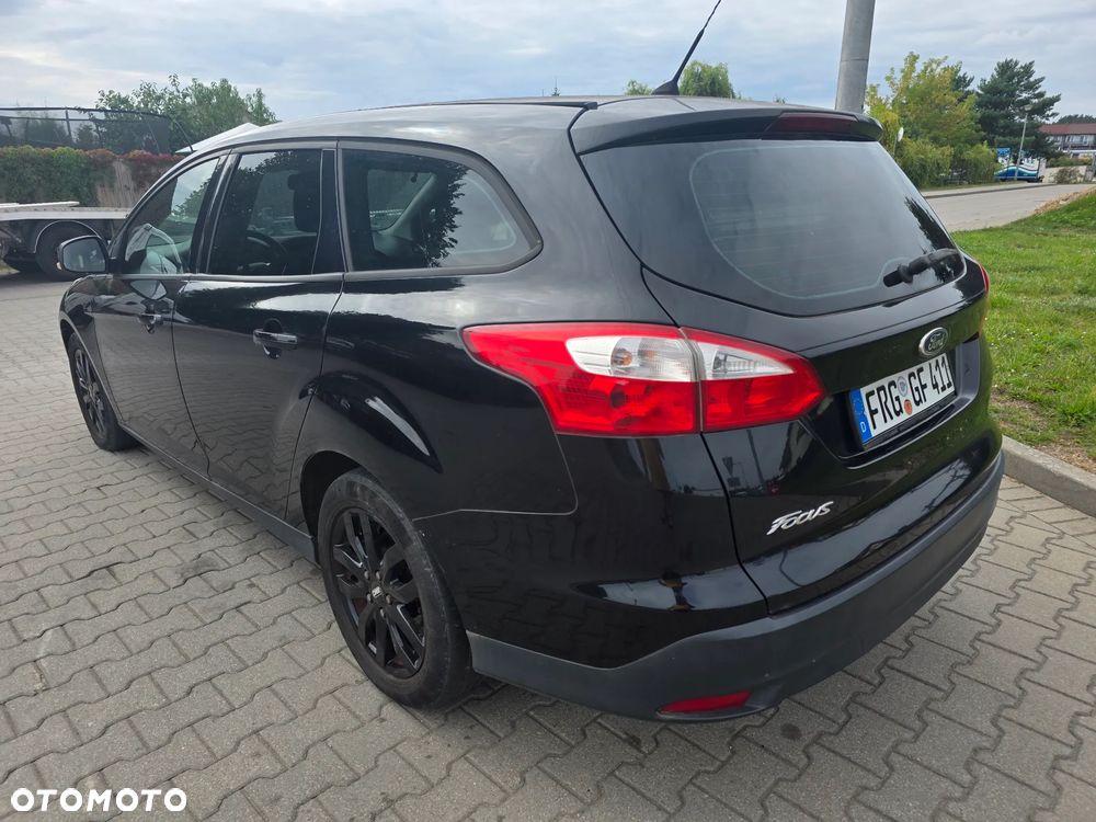 Ford Focus 1.6 TI-VCT Champions Edition - 3