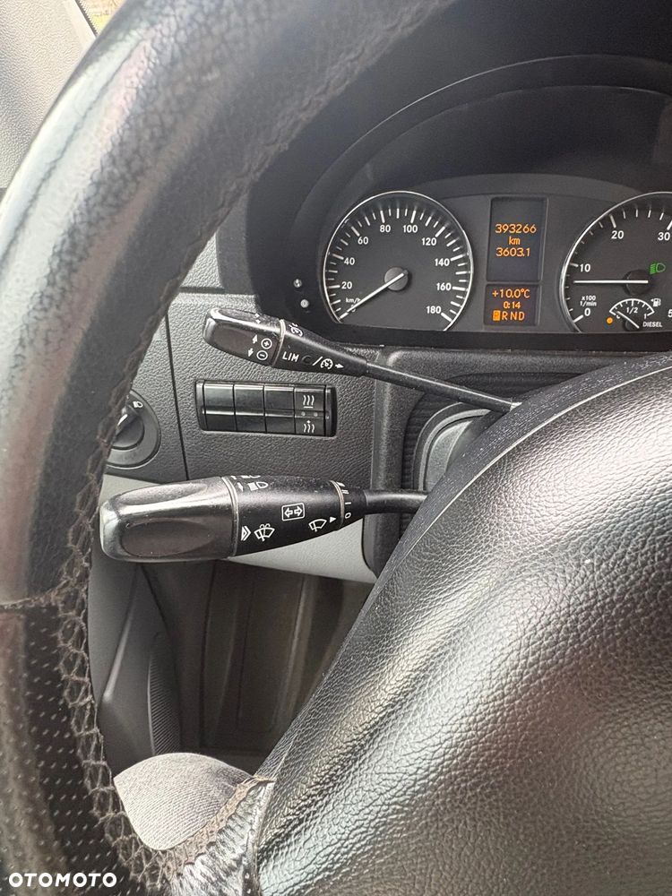 Mercedes-Benz SPRINTER - 15