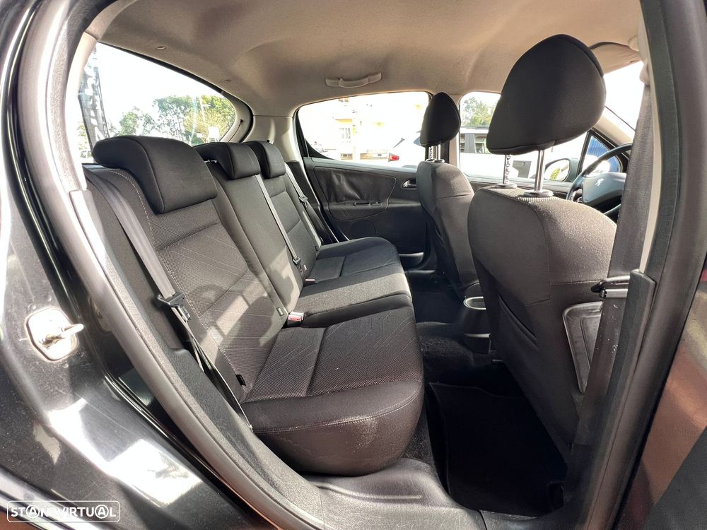 Peugeot 207 1.4 16V Sport - 7