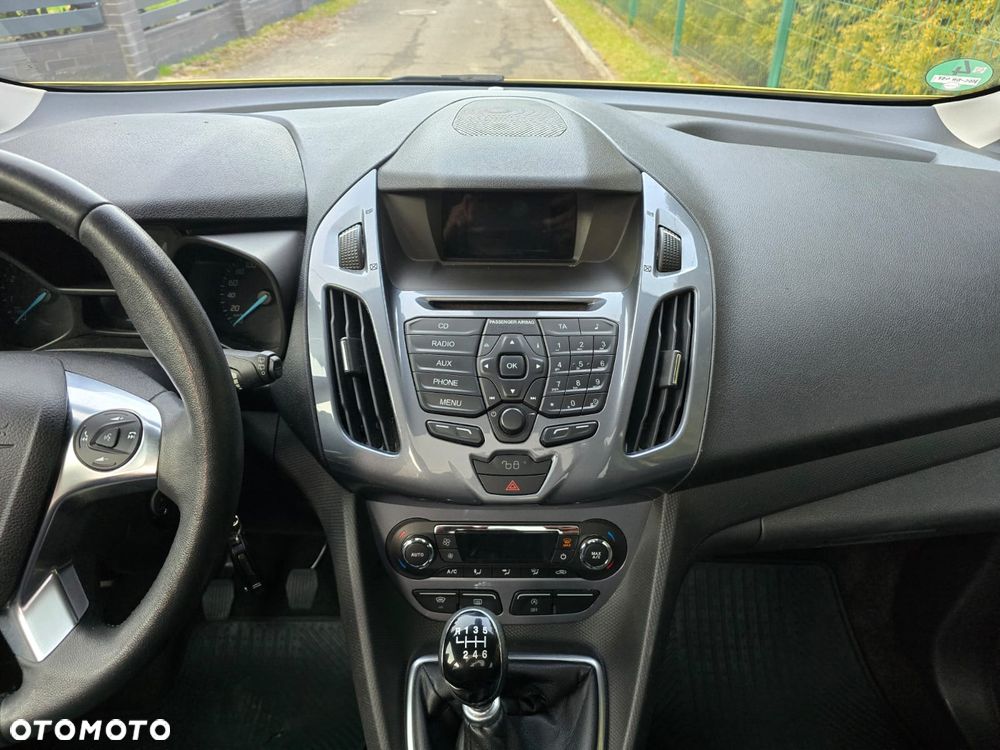 Ford Tourneo Connect - 27