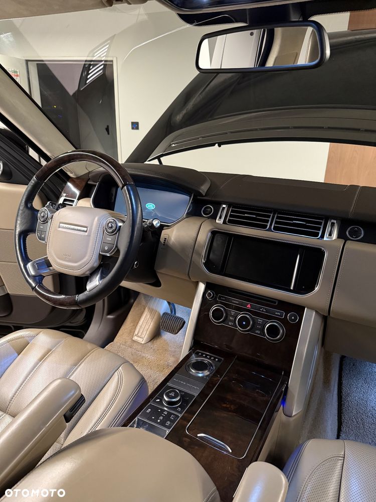 Land Rover Range Rover TDV6 Autobiography - 15