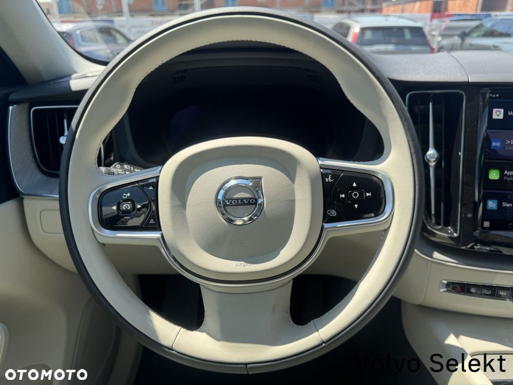 Volvo XC 60 - 24