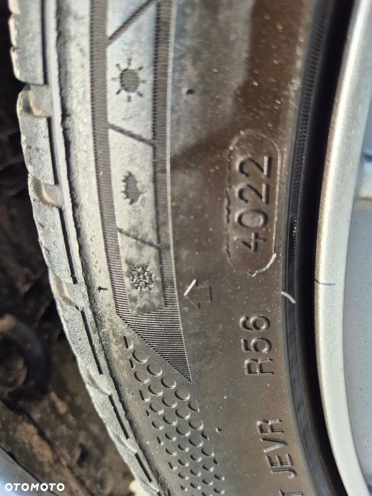 Mercedes-Benz Klasa E - 17