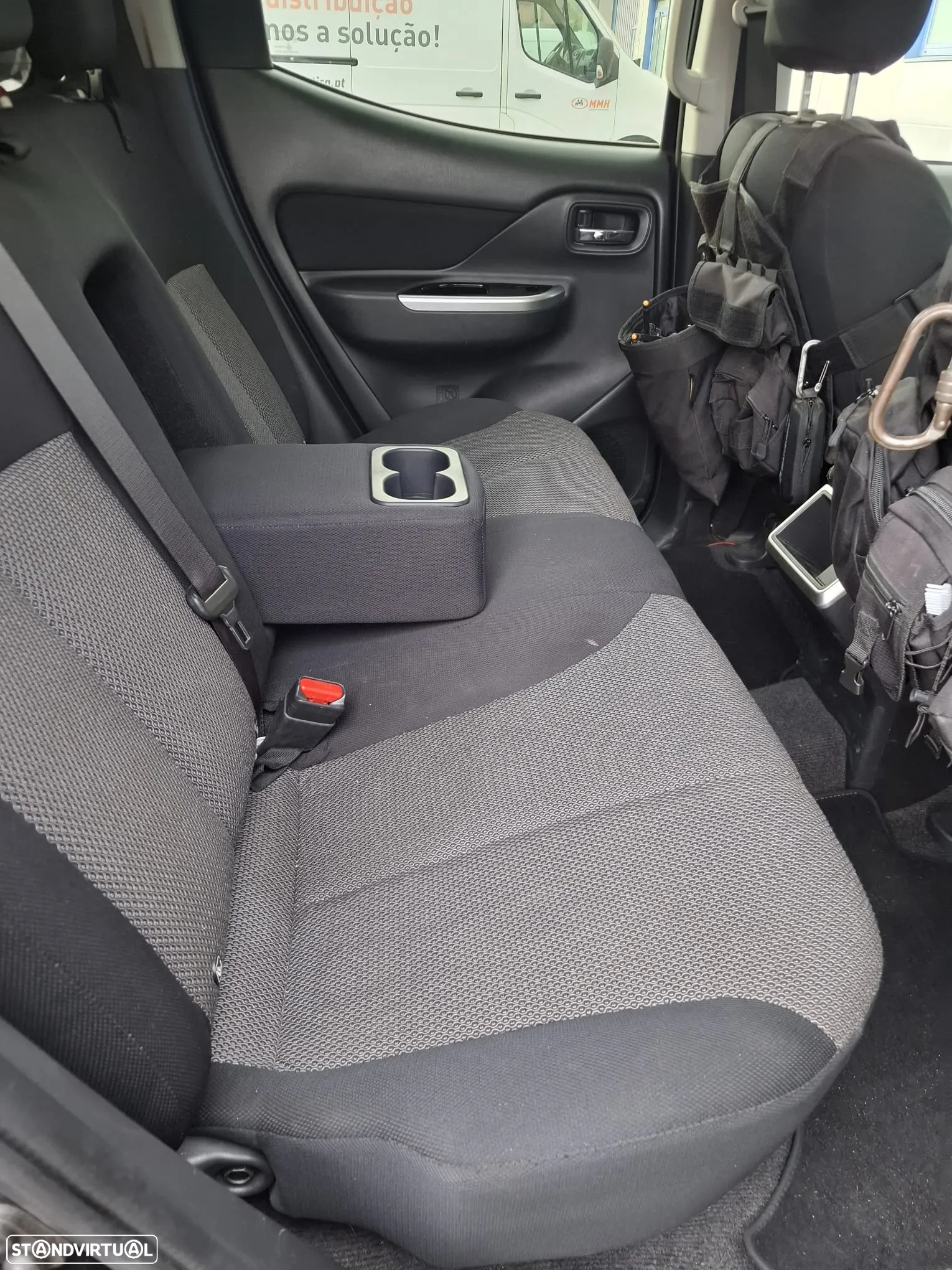 Mitsubishi L200 2.3 DI-D Strakar CD Connect Edition 4WD - 4