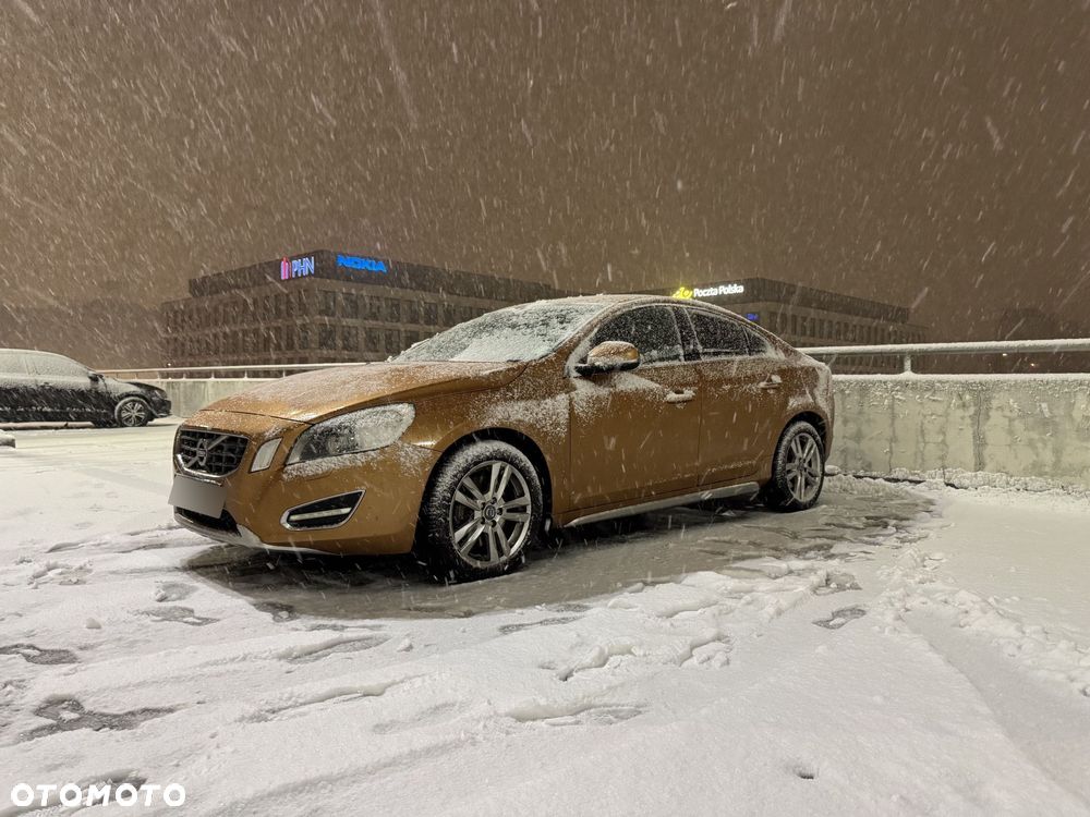 Volvo S60 D5 Summum - 14