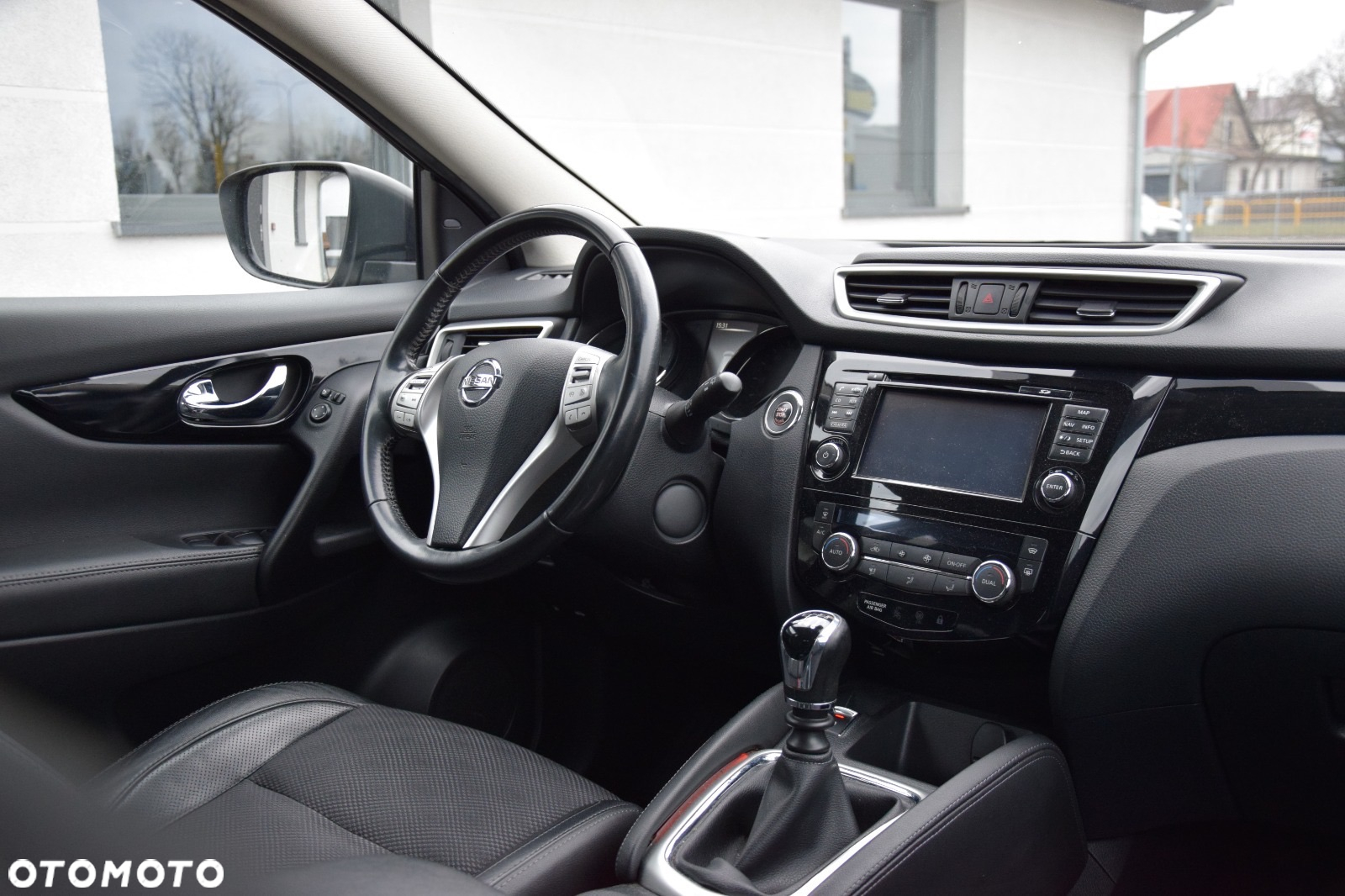 Nissan Qashqai - 2