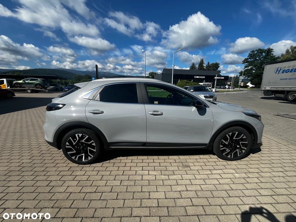 Kia XCeed 1.6 T-GDI Tribute DCT - 3