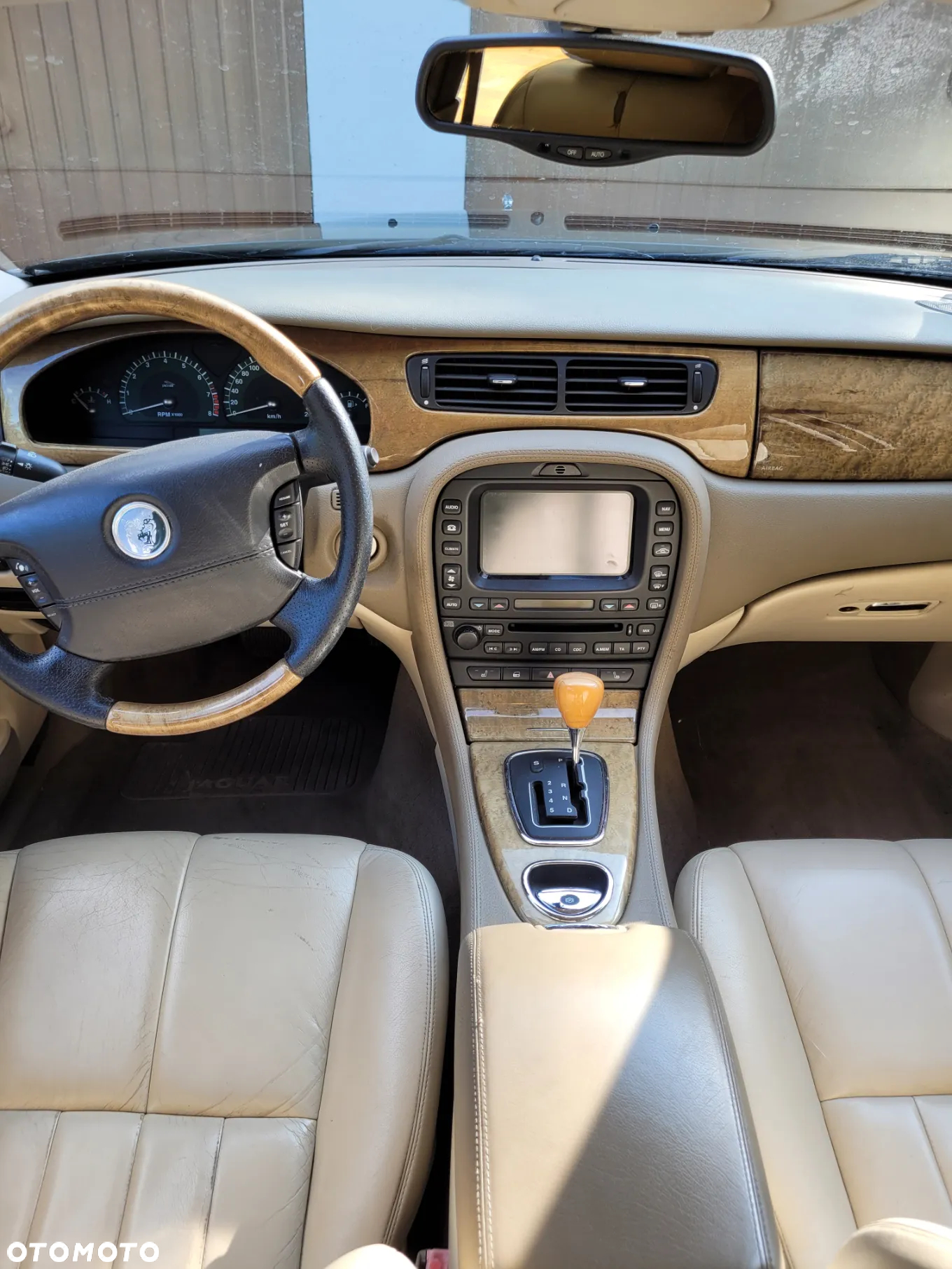 Jaguar S-Type - 6