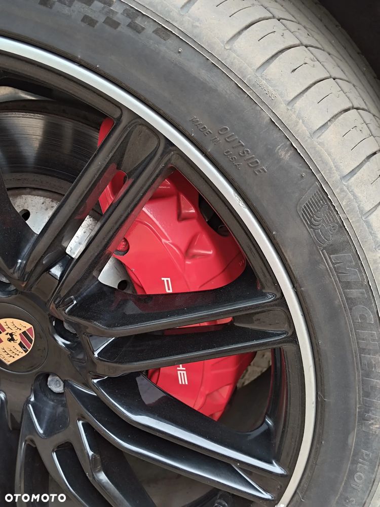 Porsche Cayenne Turbo Tiptronic S - 22