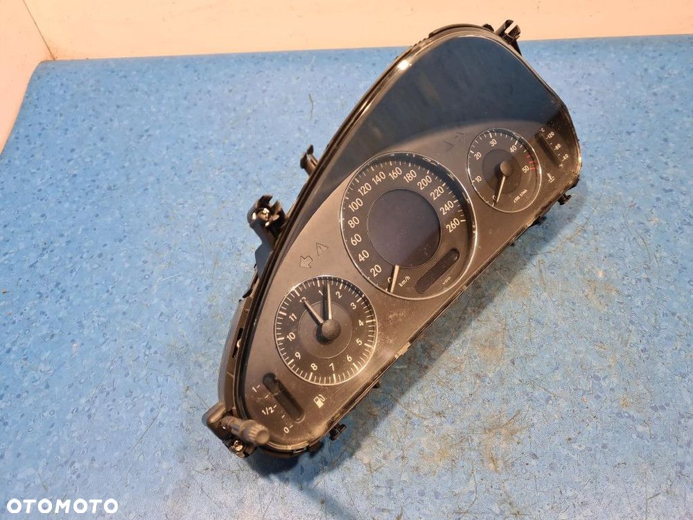 MERCEDES-BENZ W211 2.7 CDI LICZNIK A2115405611 - 2