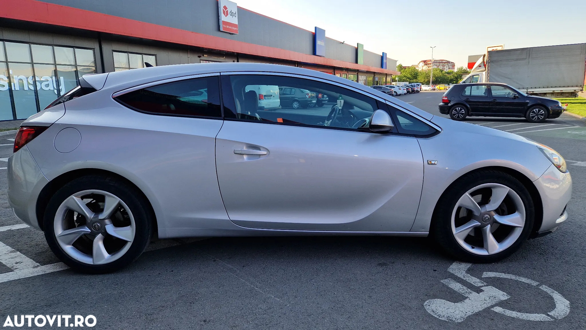 Opel Astra GTC 1.7 CDTI DPF ecoFLEX Start/Stop Edition - 3