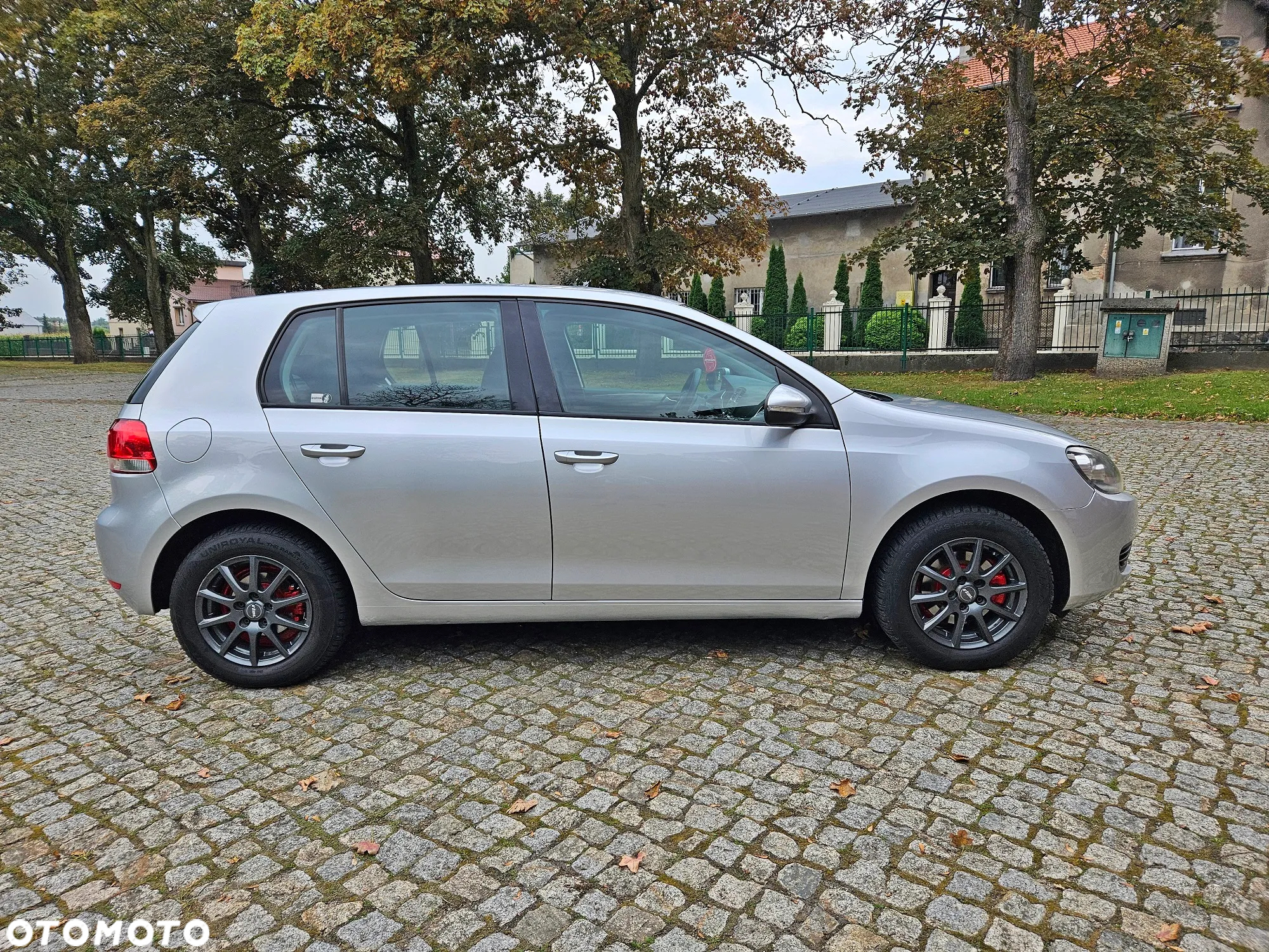 Volkswagen Golf VI 1.6 Comfortline - 5